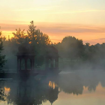 Gurudeva Bhavan – Eco Village Somogyvámos Exteriör bild
