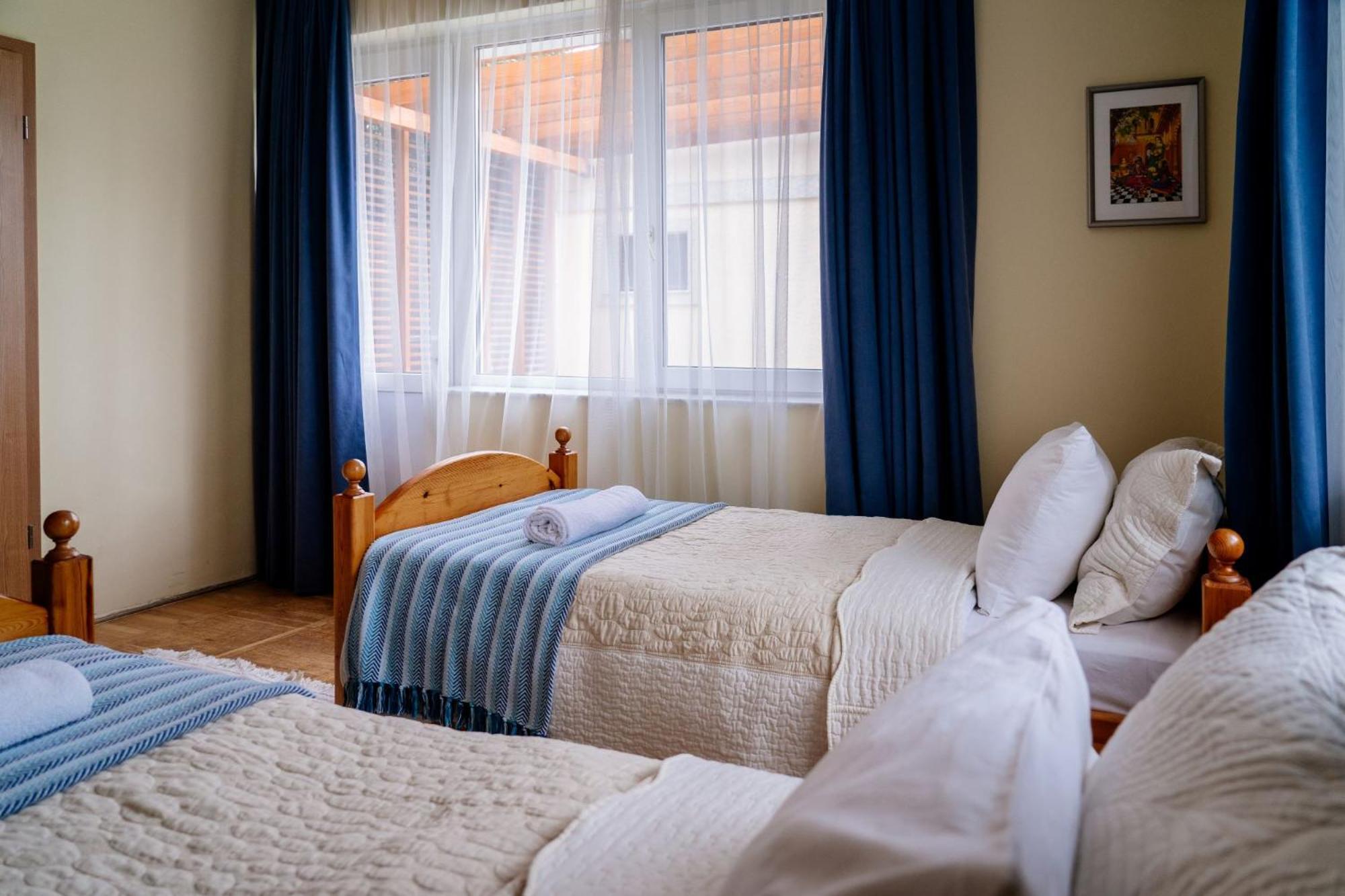 Gurudeva Bhavan – Eco Village Somogyvámos Exteriör bild