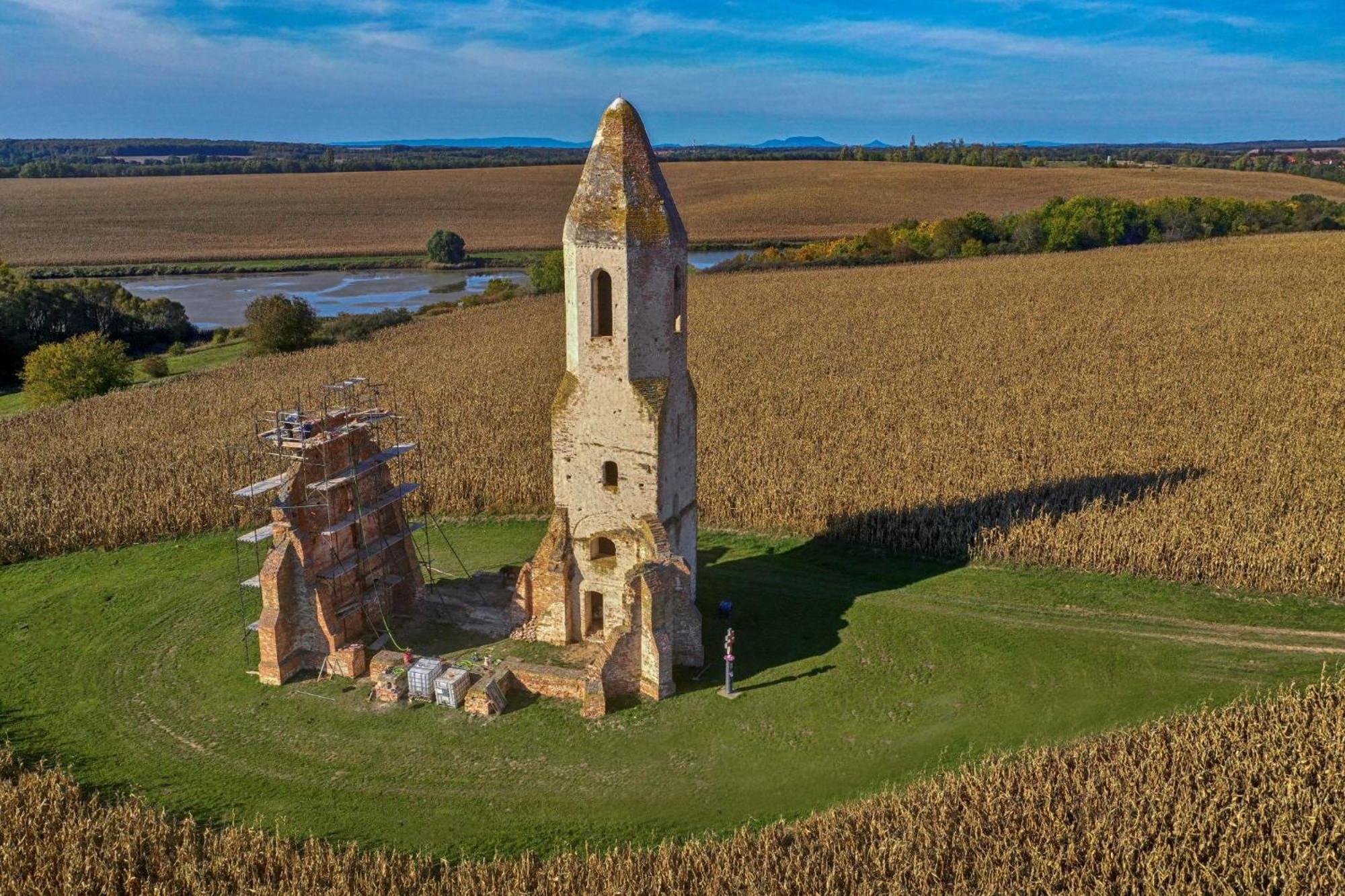 Gurudeva Bhavan – Eco Village Somogyvámos Exteriör bild